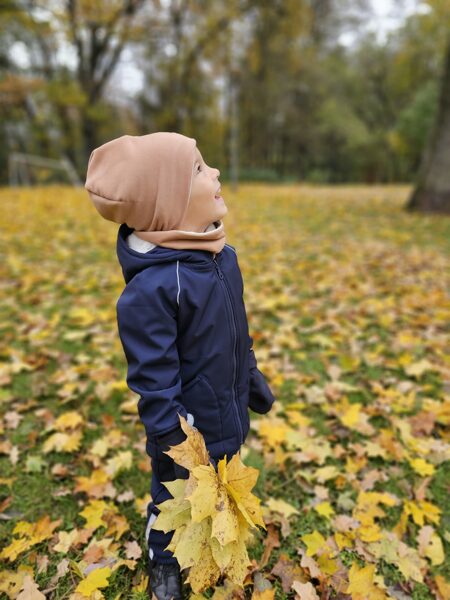 Siltās cepures ar velūra efektu - Brūna mokka